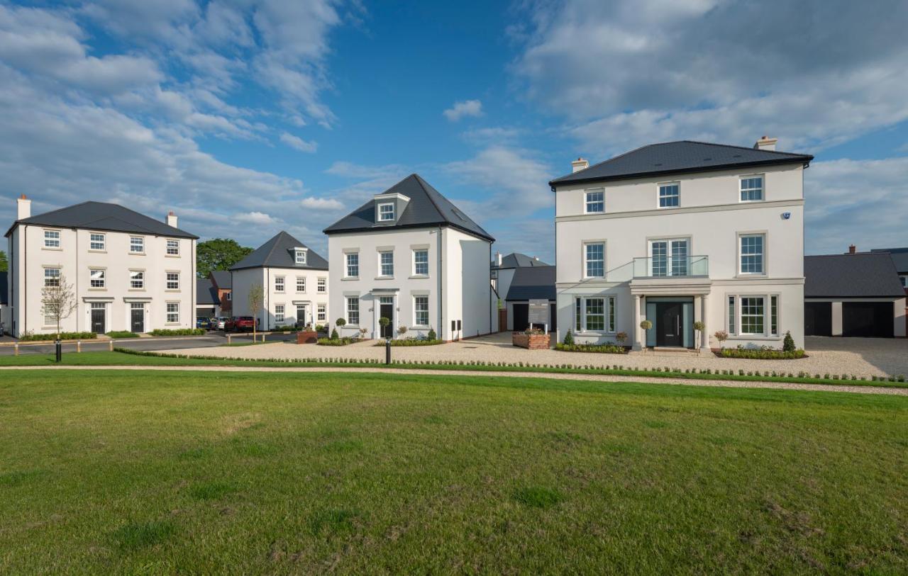 The Heyford Hotel Upper Heyford  Extérieur photo